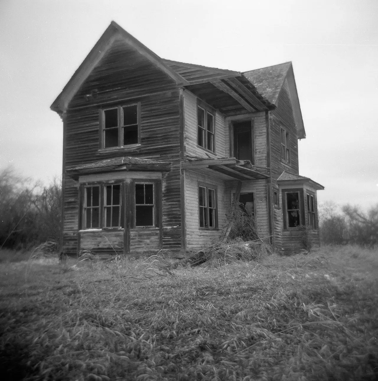 Abandoned farmhouse west of Blaine Lake, 2010